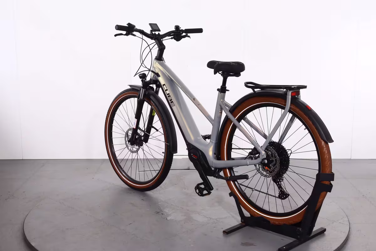 Cube Touring Hybrid Pro - Miniature 3