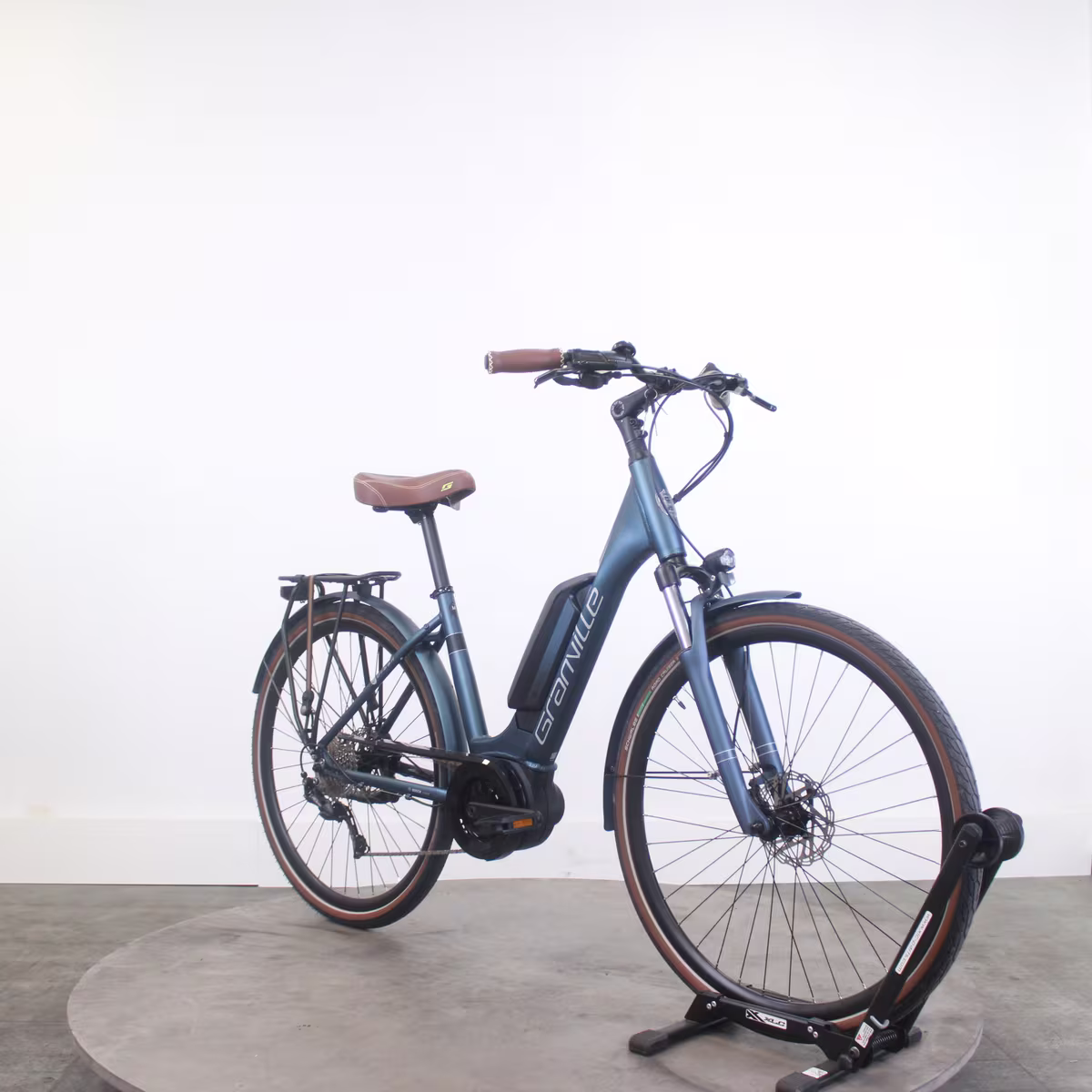 Vélo de ville électrique Granville E-Urban 30 2025 - Miniature 2