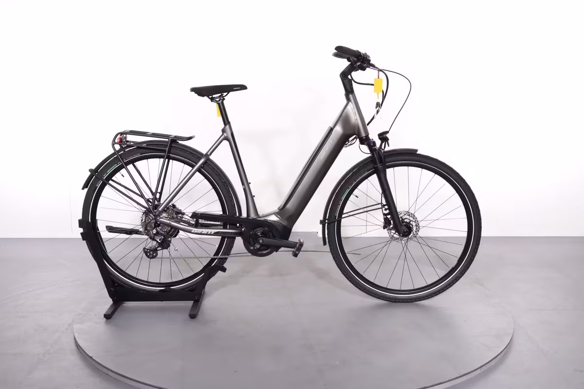 Giant DAILYTOUR E+ 2