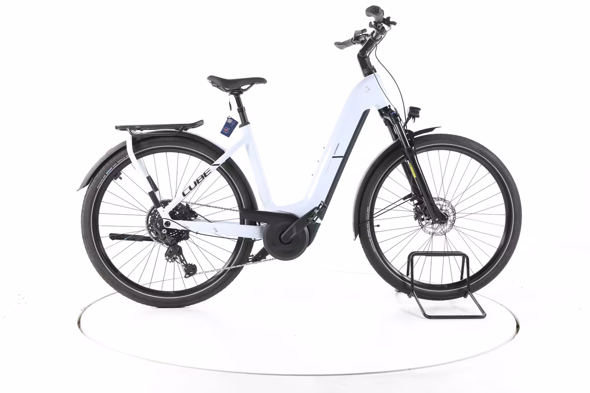 Cube Kathmandu Hybrid One Vélo Électrique de Trekking Cadre bas 2025