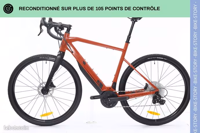 Moustache Dimanche 29.6 électrique — image officielle