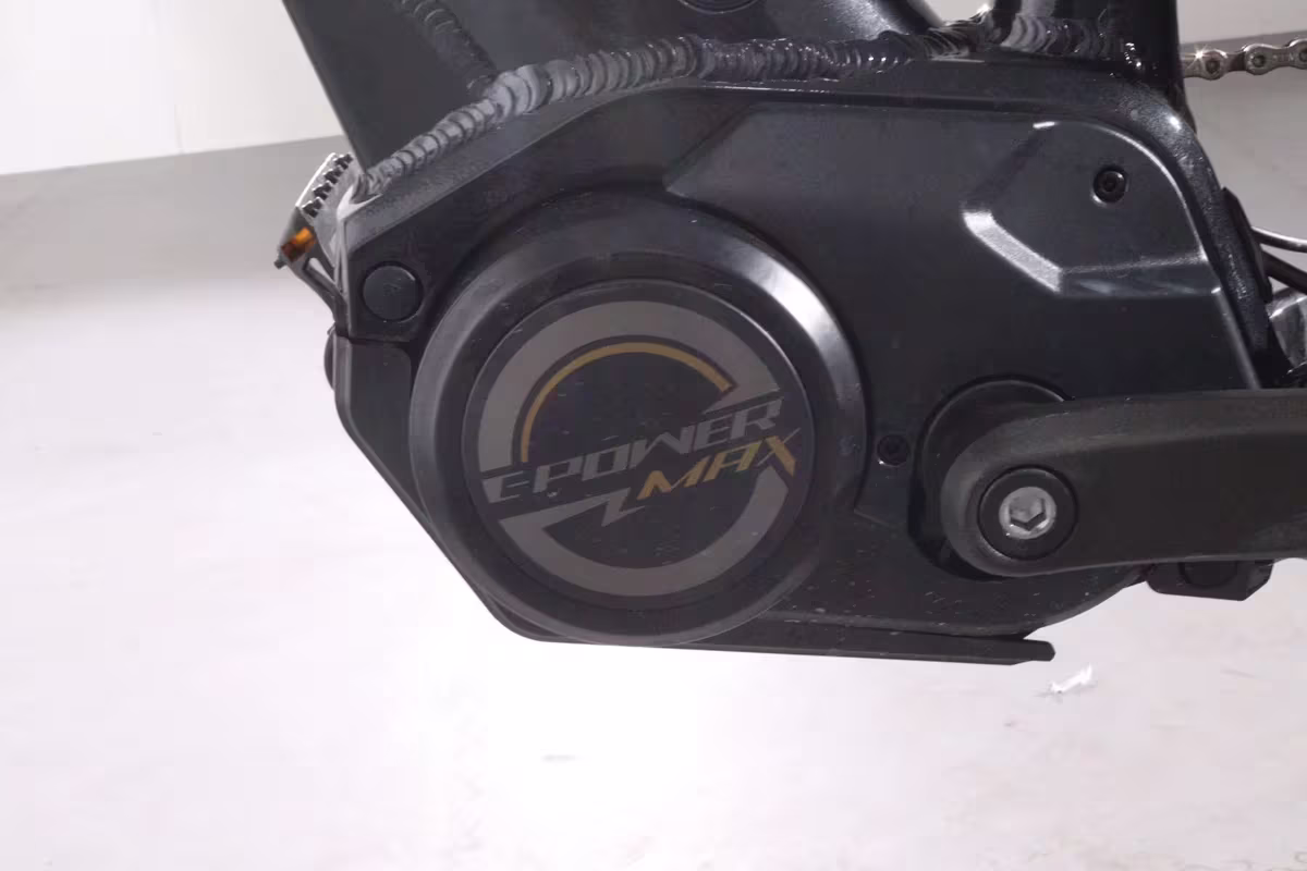 Nakamura 950 E-Summit - Miniature 10