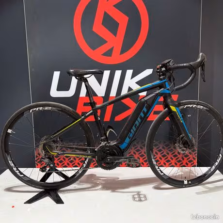 Vélo de route électrique - Giant Road E+