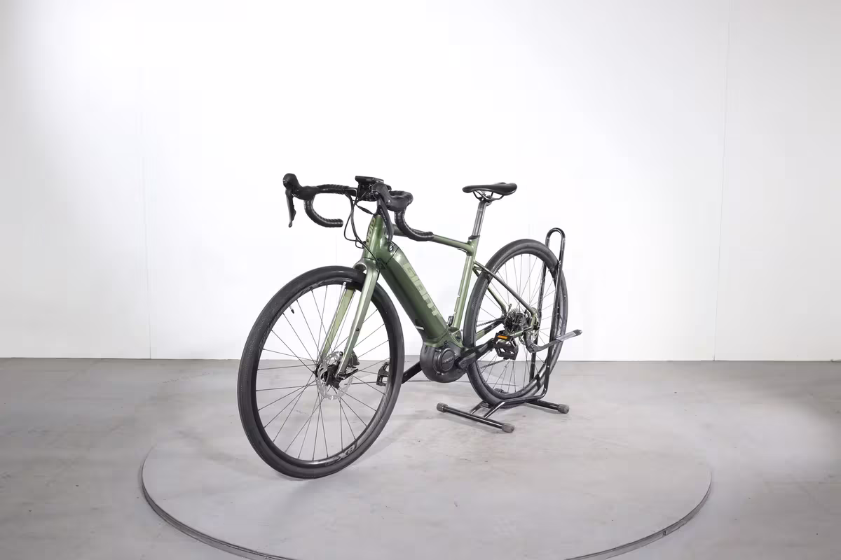Giant Revolt E+ - Miniature 3