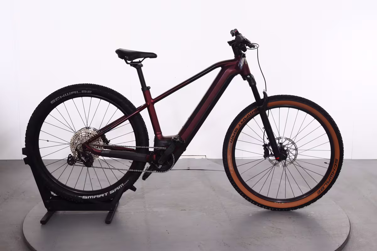 Cube Reaction Hybrid SLX