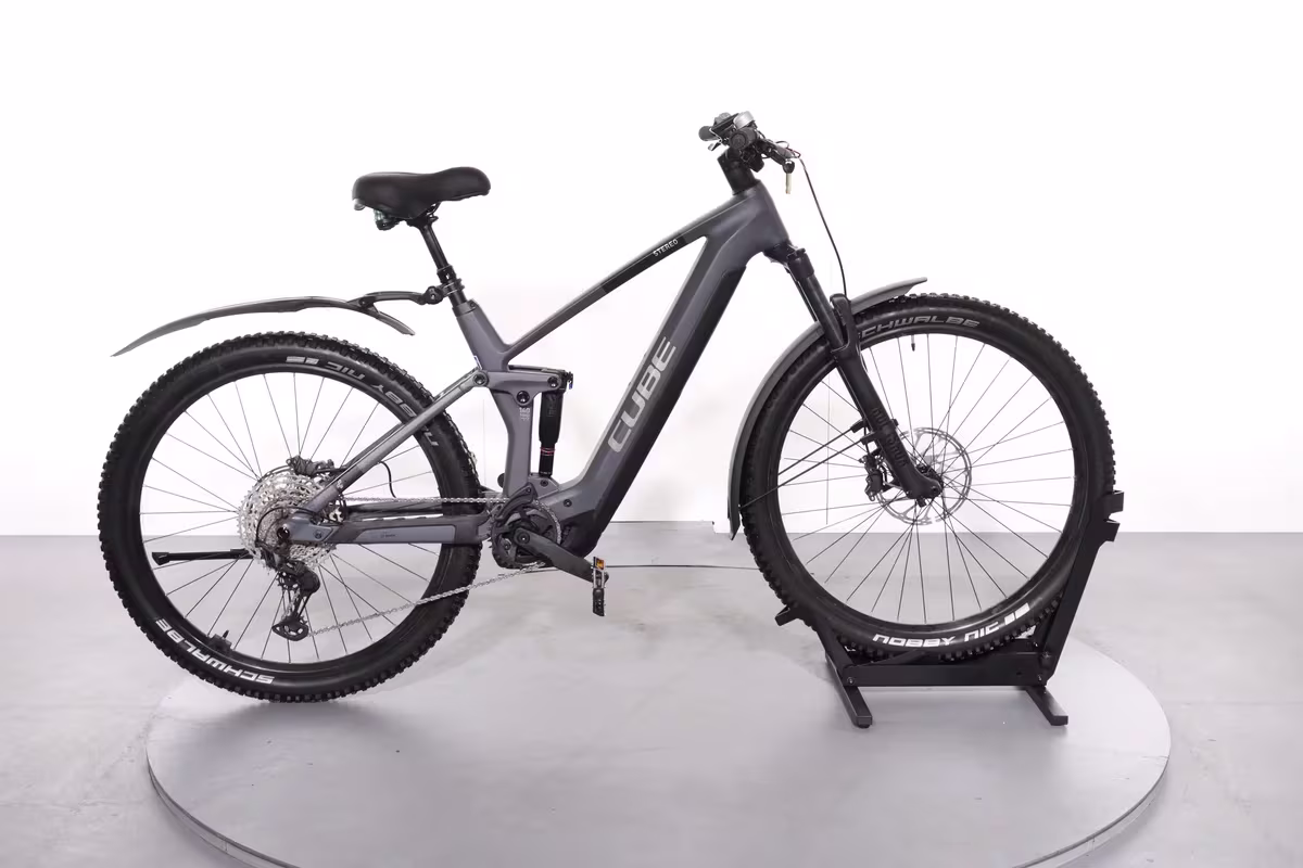Cube Stereo Hybrid 140 Hpc Race 750