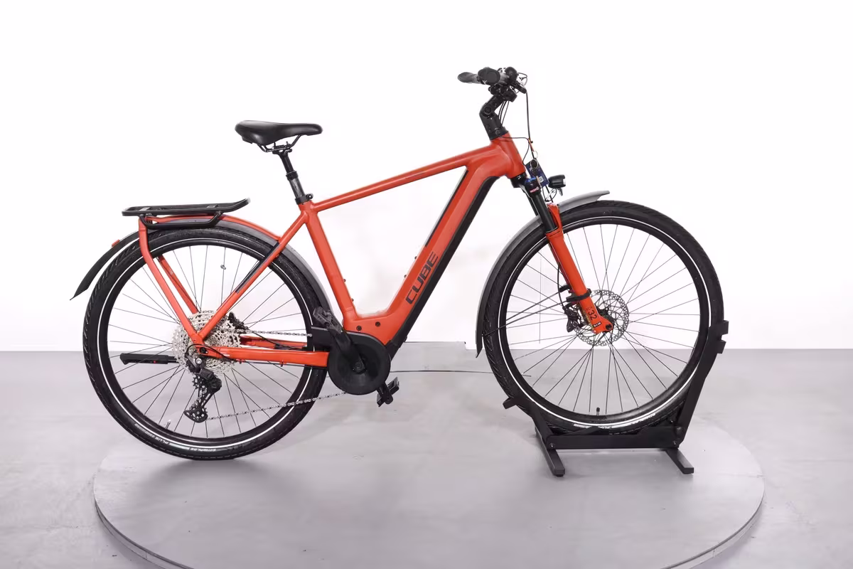 Cube Kathmandu Hybrid Exc 750