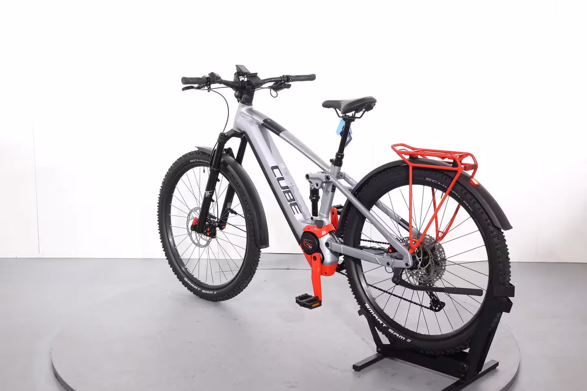 Cube Stereo Hybrid 120 Race - Miniature 5