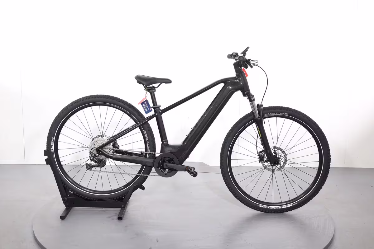 Cube Reaction Hybrid Race 750
