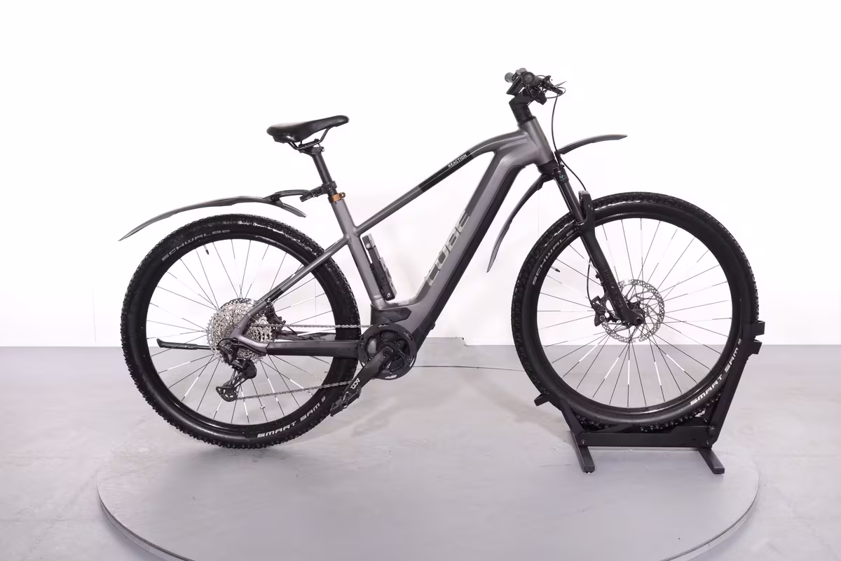 Cube Reaction Hybrid Race 750