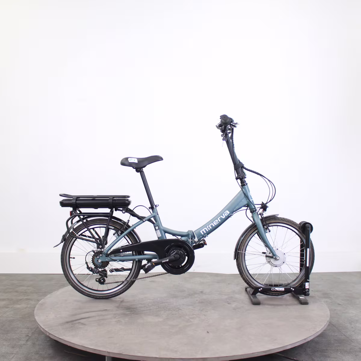 Vélo pliant électrique Minerva E-Folding Voyager 2022