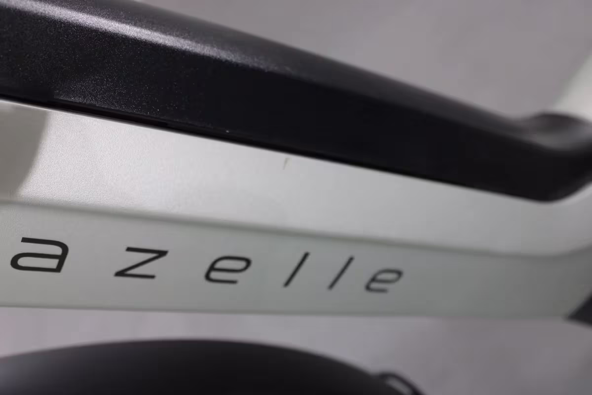 Gazelle AVIGNON C380 - Miniature 10