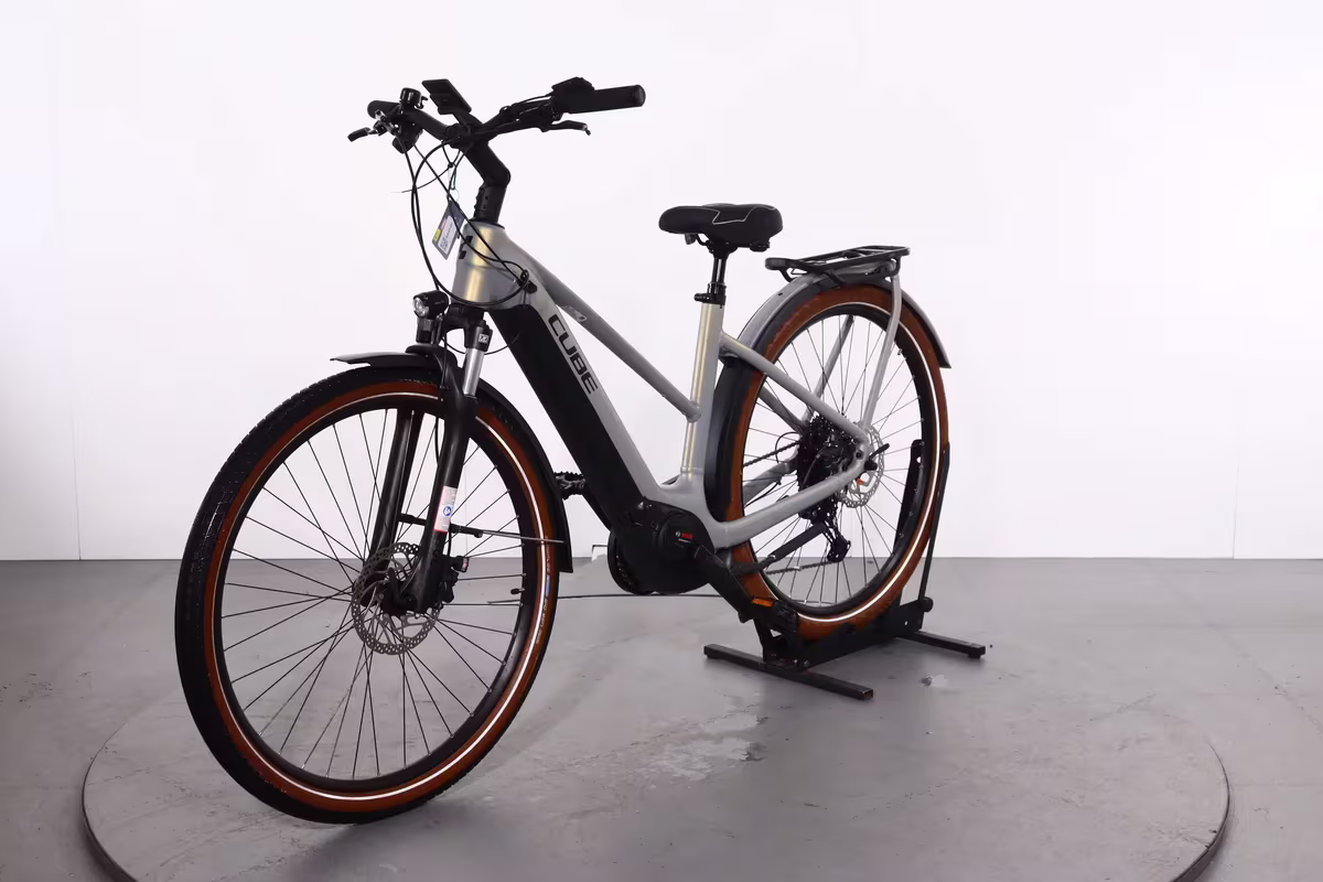 Cube Touring Hybrid Pro - Miniature 5