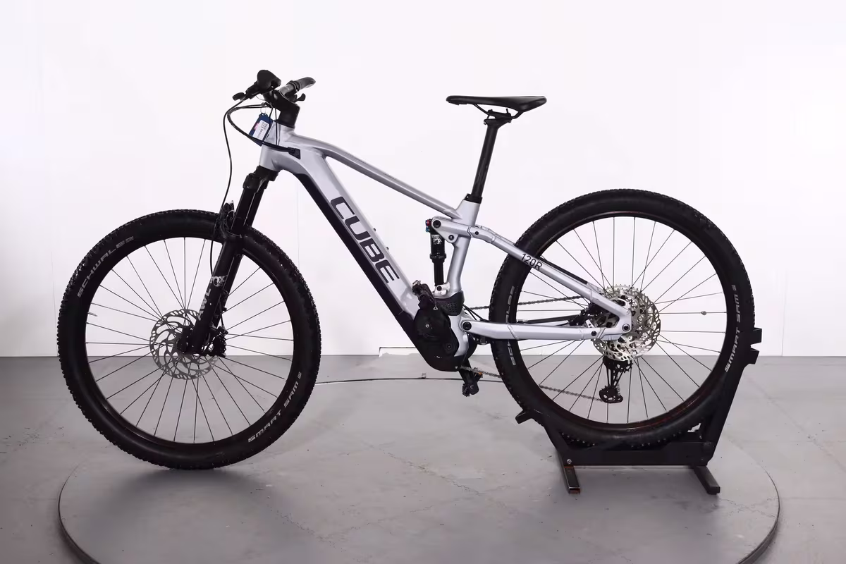 Cube Stereo Hybrid 120 Race - Miniature 5