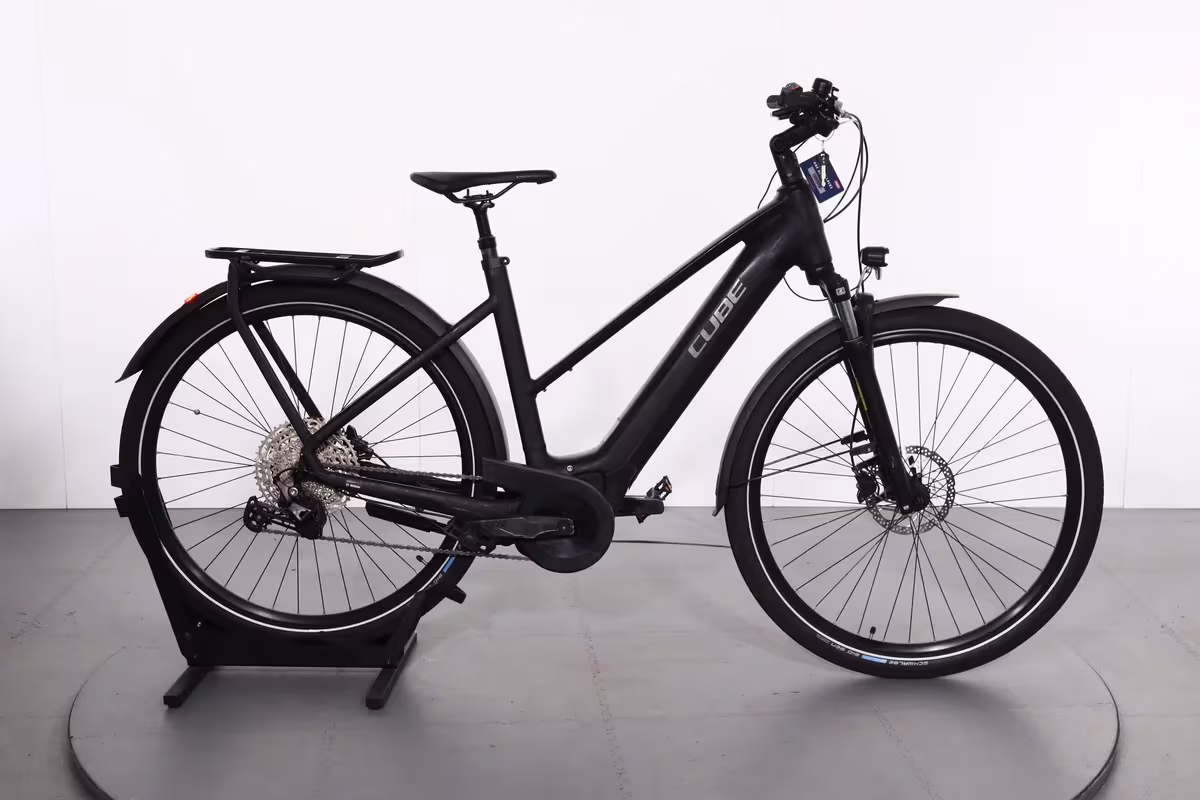 Cube Touring Hybrid Pro