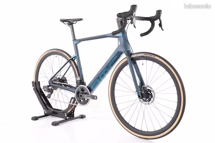BMC Roadmachine AMP One 2024 Taille 56 - Vélo Route Électrique | Disponible à la location - Miniature 3