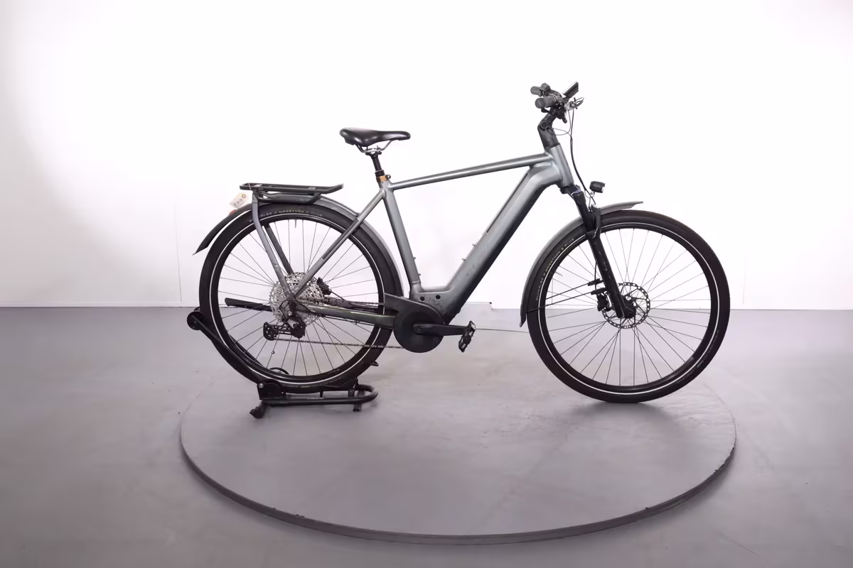 Cube Kathmandu Hybrid Pro 750