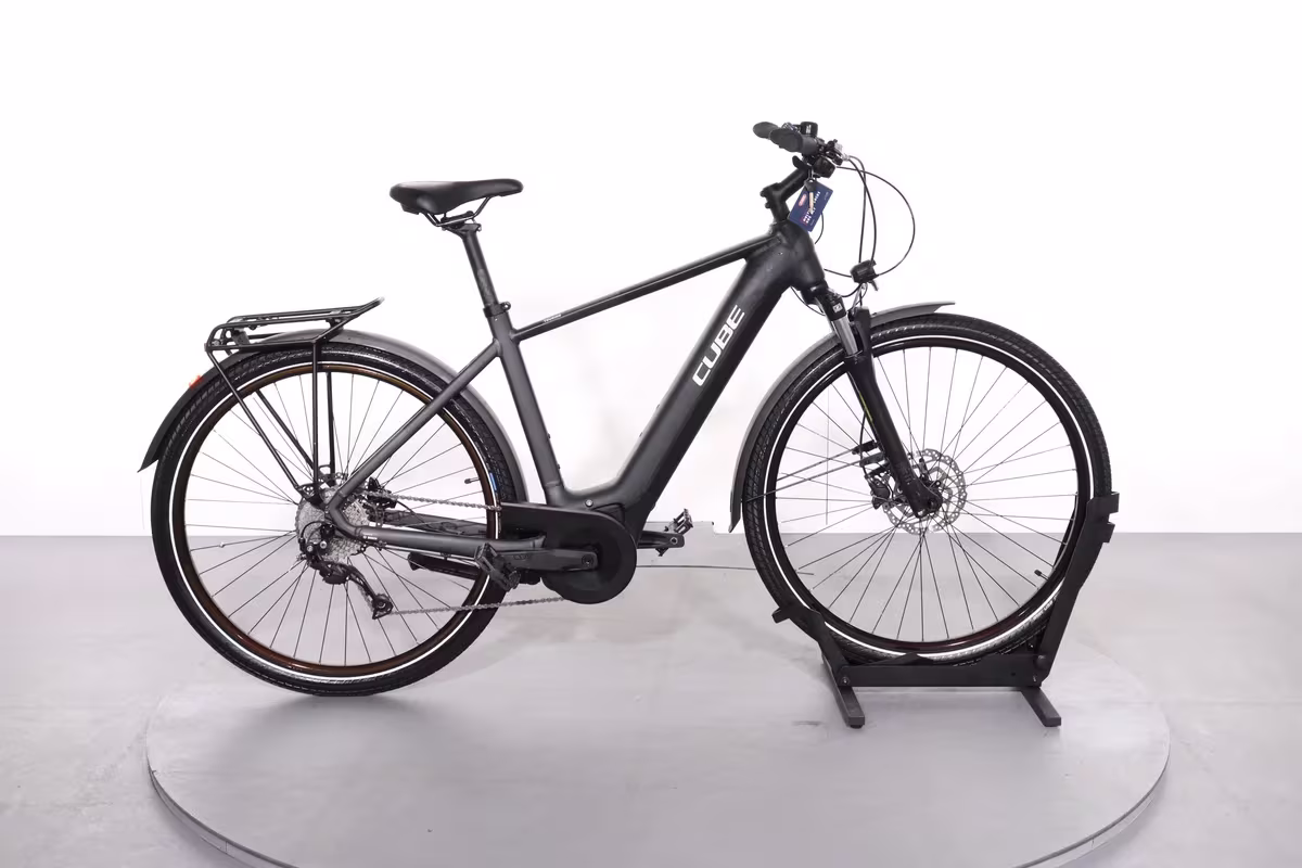 Cube Touring Hybrid One 625