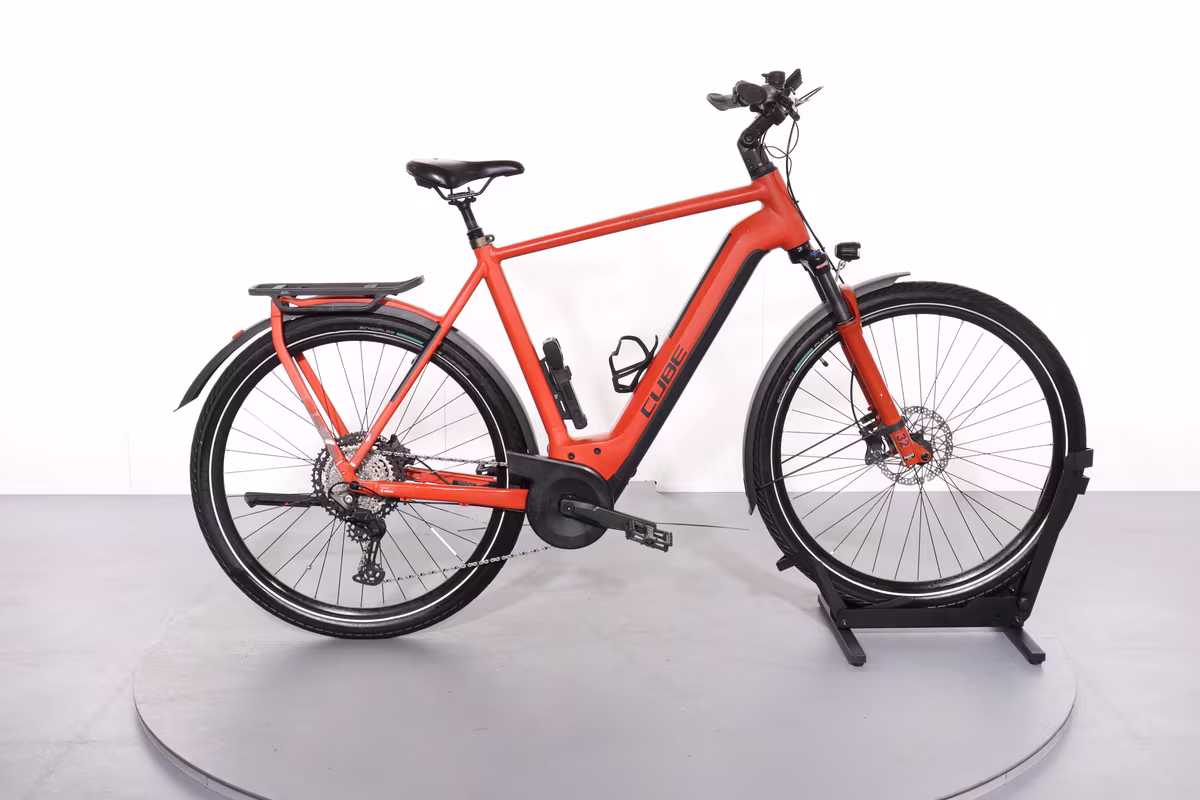 Cube Kathmandu Hybrid EXC 750