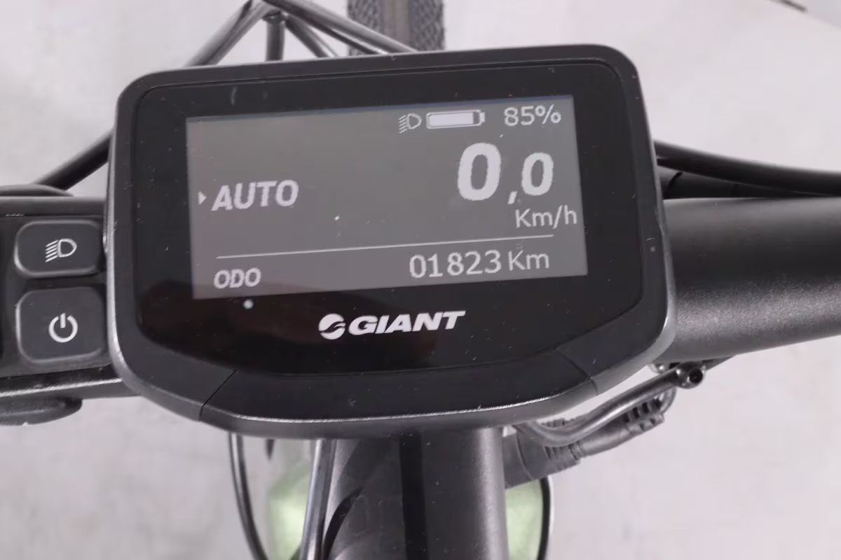Giant Revolt E+ - Miniature 9