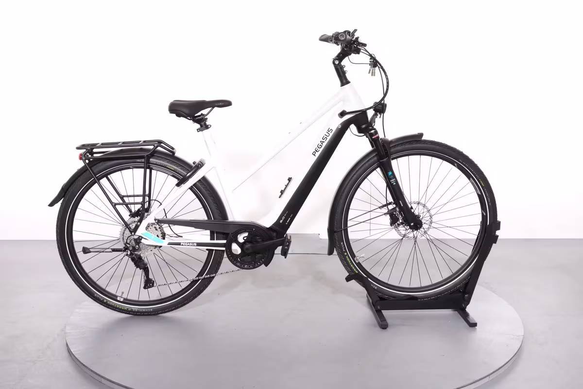 Pegasus Premio EVO 10 Lite