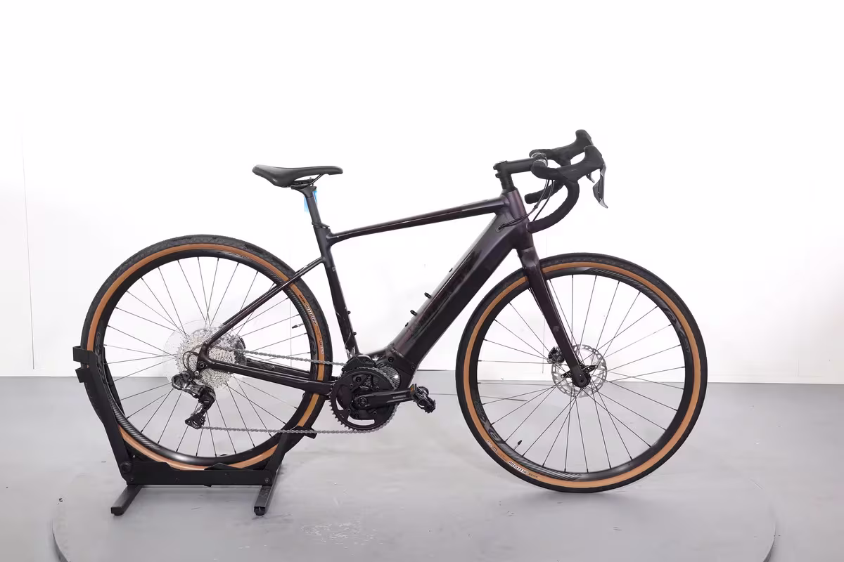 Giant REVOLT E+