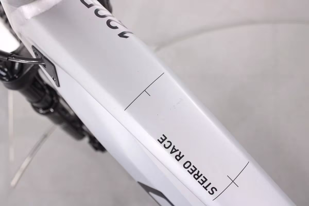 Cube Stereo Hybrid 120 Race - Miniature 8