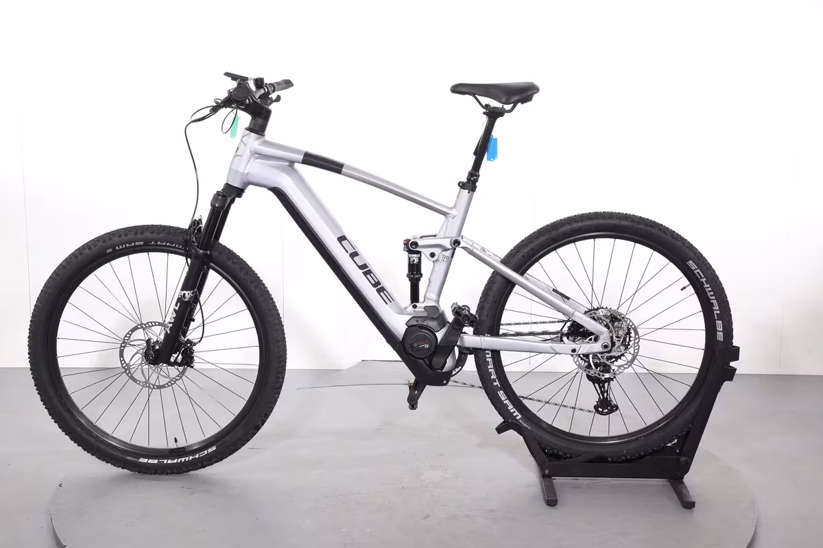 Cube Stereo Hybrid 120 Race - Miniature 4