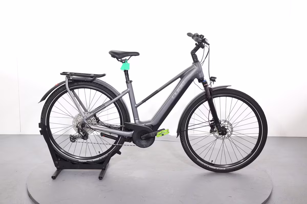Cube Touring Hybrid EXC