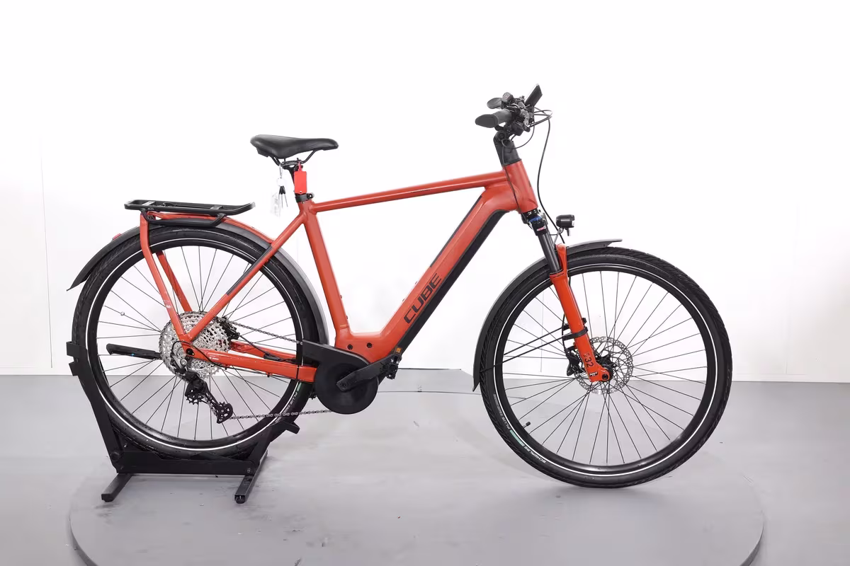 Cube Kathmandu Hybrid EXC 750