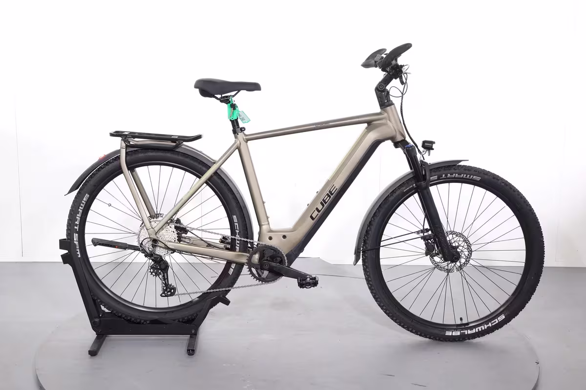 Cube Kathmandu Hybrid Pro 750