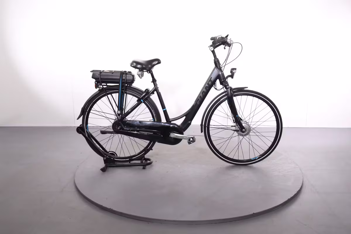 Giant EASE E+ 1