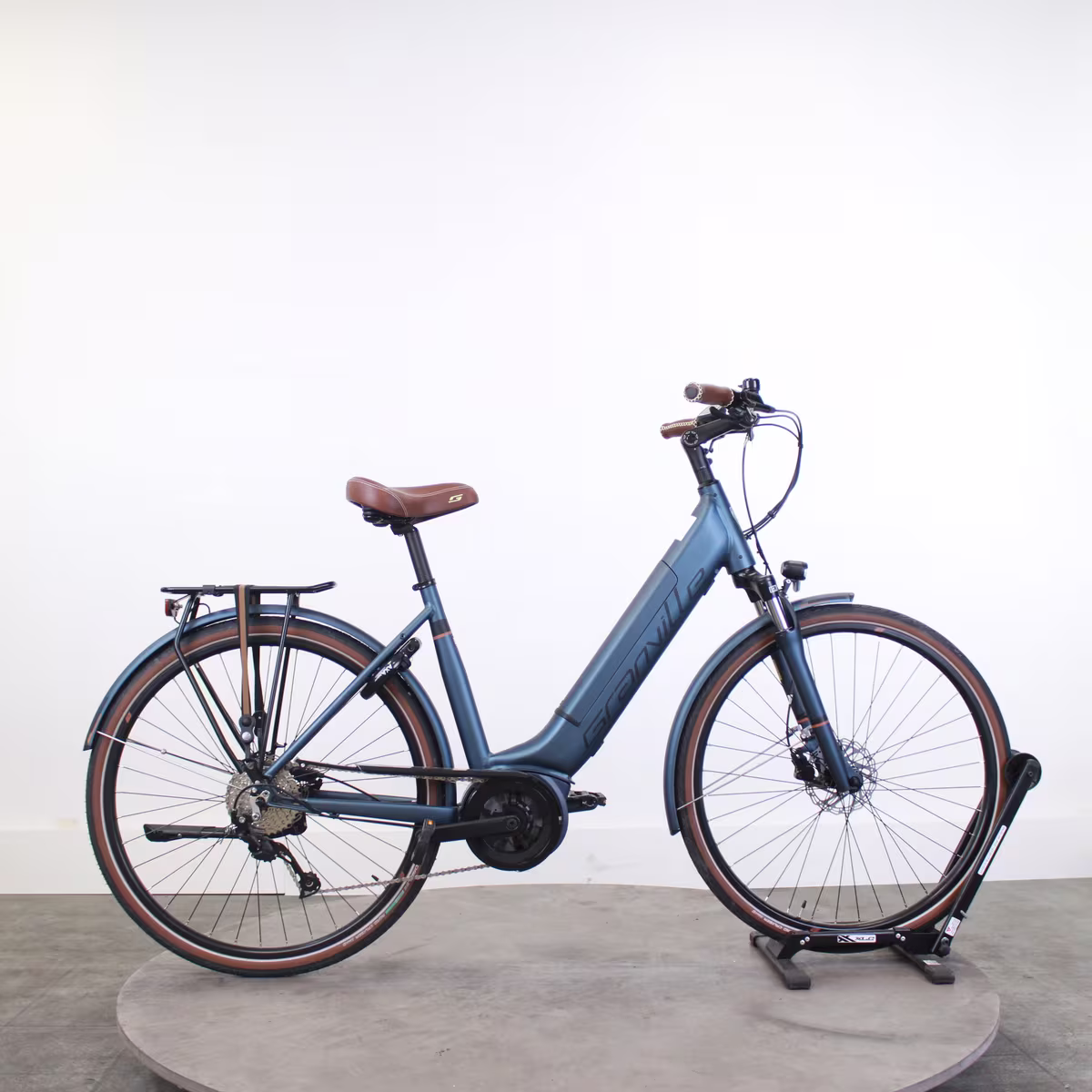 Vélo de ville électrique Granville E-Integrated 30 Wave 2025