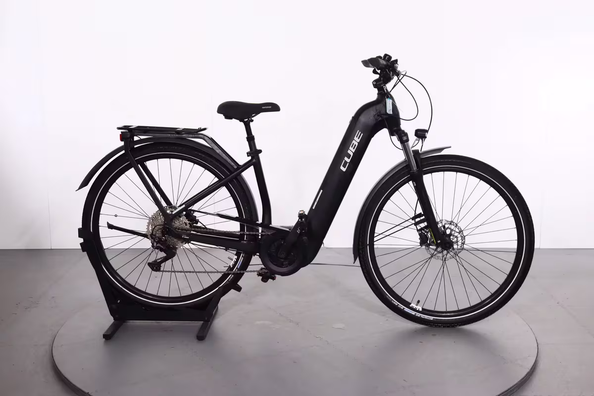 Cube Touring Hybrid Pro