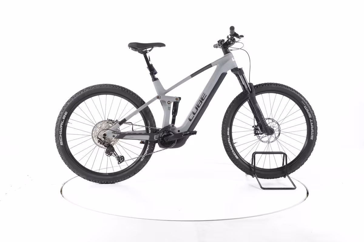 Cube Stereo Hybrid 140 HPC Pro E-Bike Tout-Suspendu Carbone